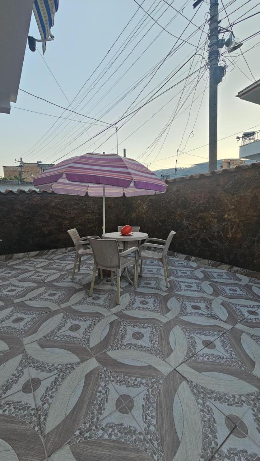 Guesthouse Albi Berat Exterior photo