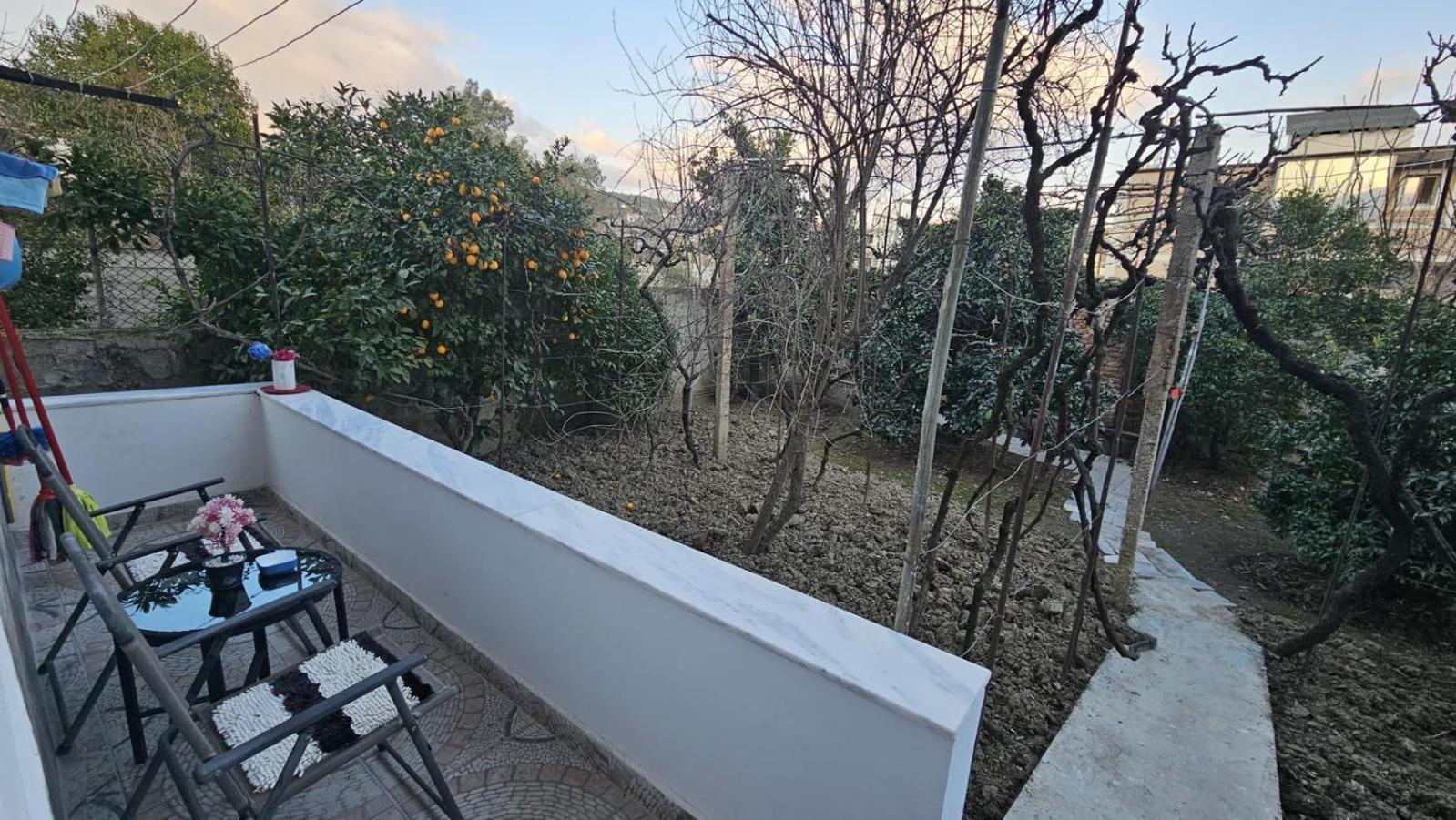 Guesthouse Albi Berat Exterior photo